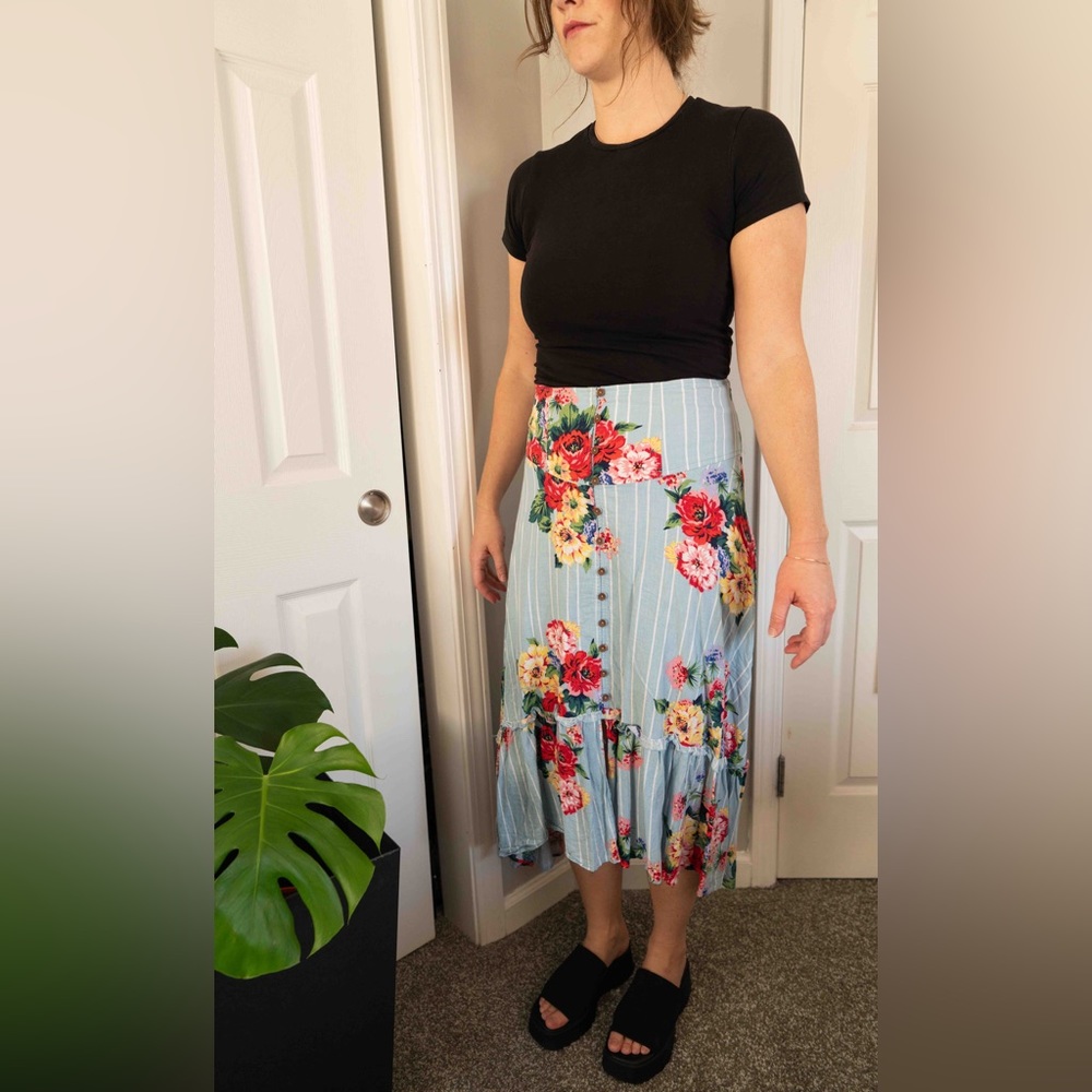 Maeve Claudette floral Skirt with buttons Size 6